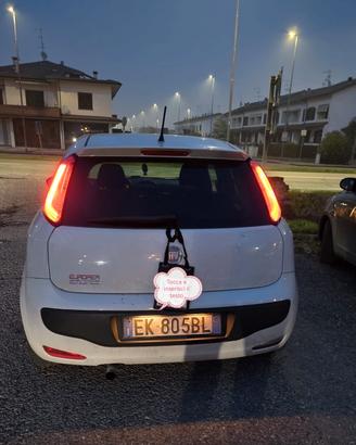 2000€