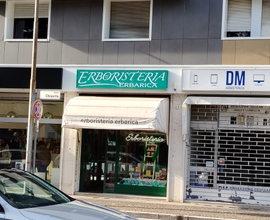 Erboristeria /parafarmacia/profumeria