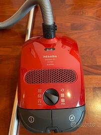 Aspirapolvere Miele 550W Made in Germany