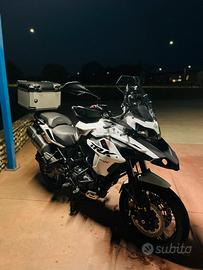 Benelli TRK 502x (2025) con garanzia ufficiale