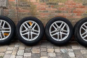 Gomme Termiche e Cerchi 225/55 r17 Audi Originali