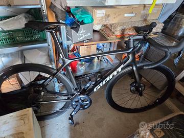 Giant tcr pro 0 ccc team disc bici da corsa utegra
