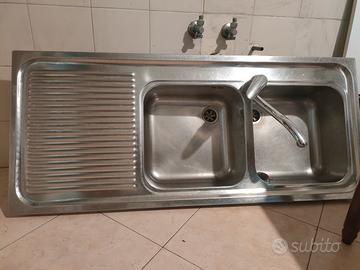 lavello +miscelatore+ scarico