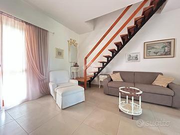 VILLA A SCHIERA A SCALEA