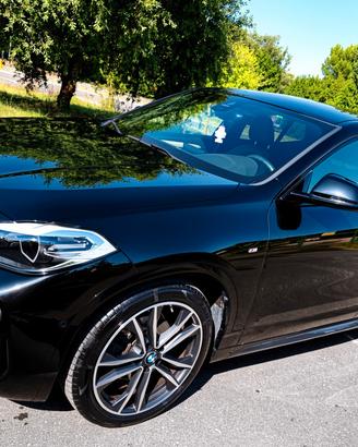 BMW X2 sDrive18i M Sport – Automatico – 54.400 km