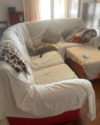 divano con puff