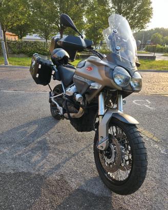 Moto Guzzi Stelvio 1200