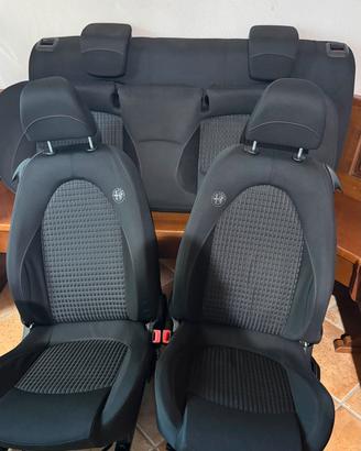 Sedili completi Alfa Mito omologata 4 posti