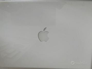 Apple MacBook bianco vintage