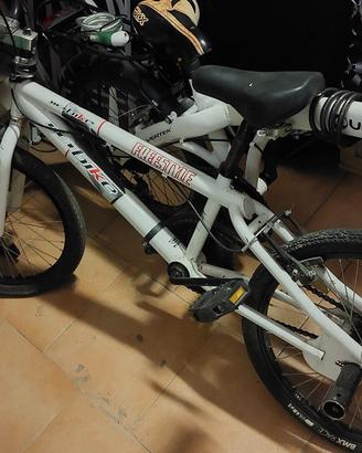 bicicletta da freestyle