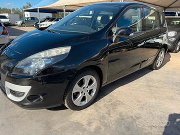 Renault Scenic Scénic X-Mod 1.5 dCi 110CV Attracti