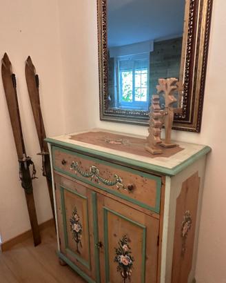 Credenza