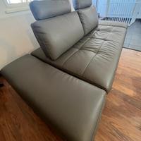 DIVANO IN ECOPELLE GRIGIO