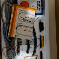 pista e trenini märklin perfettamente funzionanti