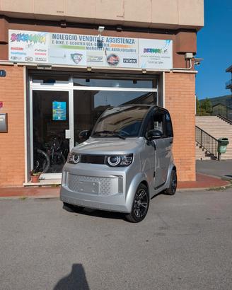 Microcar per anziani e disabili