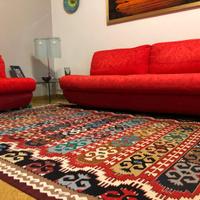 Divano con poltrona marca Frighetto