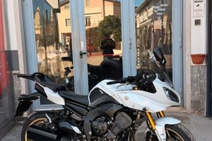 Yamaha Fazer 8