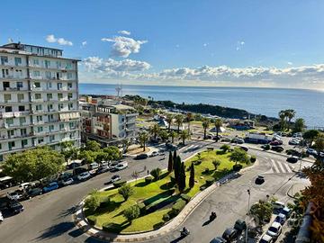 5 Vani ARREDATO (Piazza Galatea - Via Umberto)