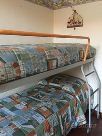 PARTICOLARE LETTO A CASTELLO