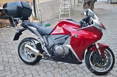 VFR 1200 F