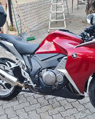 VFR 1200 F