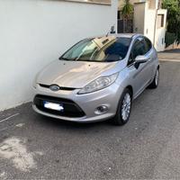 FORD FIESTA TITANIUM GPL 1.2 82cv 2010