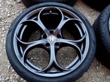 CERCHI E GOMME 19 ORIGINALI ALFA ROMEO COD:1570