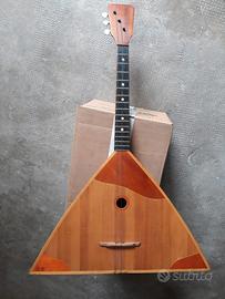 Balalaika russa