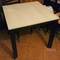 Tavolo 90x90 allungabile 140 + 4 sedie