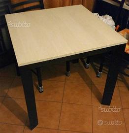 Tavolo 90x90 allungabile 140 + 4 sedie