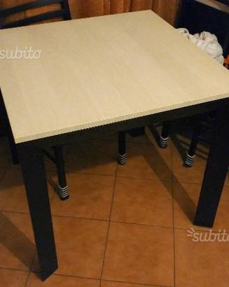 Tavolo 90x90 allungabile 140 + 4 sedie