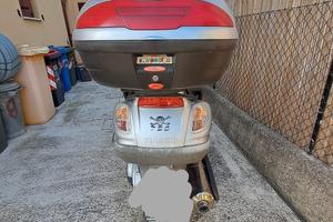 Piaggio x9
