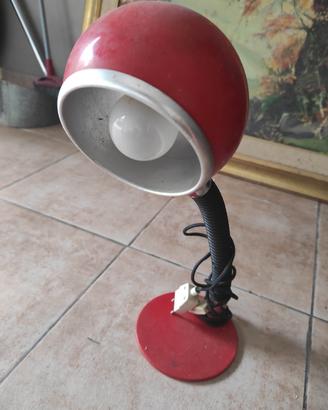 Lampada da tavolo 