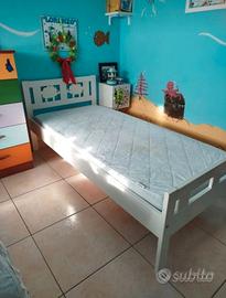 Lettino ikea bambini