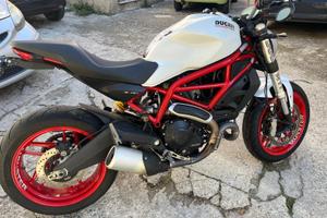 Ducati Monster 797