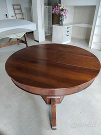 Tavolo rotondo in legno massello stile classico