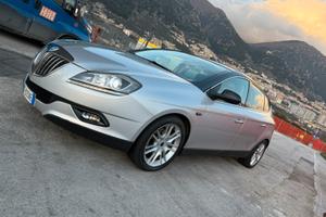 LANCIA DELTA 1.6 DIESEL 120CV