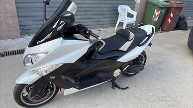 Yamaha T Max - 2010