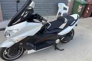 Yamaha T Max - 2010