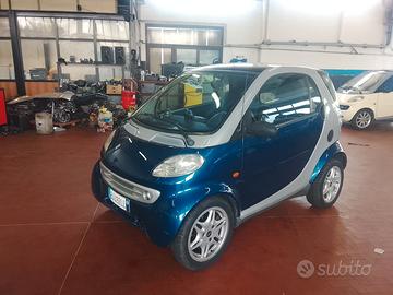 smart fortwo 2000 perfetta. motore e turbina nuovi