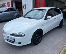 Alfa Romeo 147 1.6 16v unipr. ok neopat. GARANZIA 