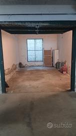 Garage seminterrato modena est