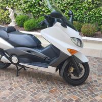 Yamaha T-Max 500