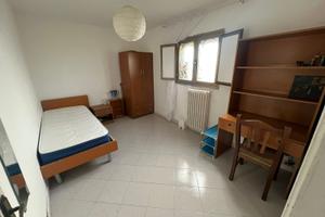 Singola in via taranto 32