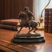 statuetta di cavaliere 