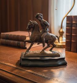 statuetta di cavaliere 