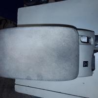 BRACCIOLO CENTRALE VOLKSWAGEN Golf 6 Berlina (08>1