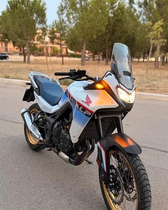 HONDA TRANSALP XL750 2025 (immatricolata 2026).