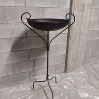 Fioriera in ferro battuto