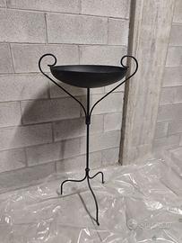 Fioriera in ferro battuto